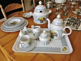 Formal Dinner Service by Villeroy & Boch - Signature "Basket" Pattern