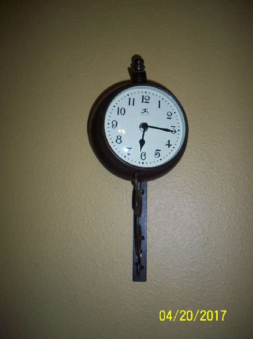Clock / Thermometer combo ( clock side shown )