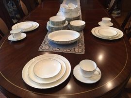 Wedgwood "Doric" for 12 