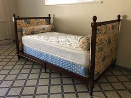 Beautiful Single bed & Frame
