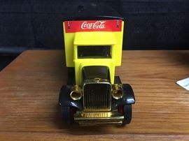 Coca-Cola truck clock plays music