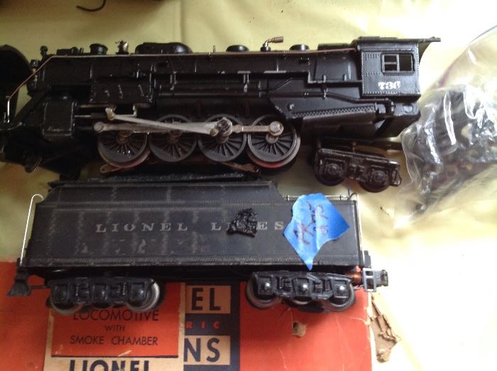 Lionel locomotive 736 with coal tender