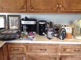 Small kitchen appliances