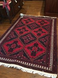 Kalim -- 3'10" by 5'6". Persian/ Middle Eastern. Wool. Excellent condition.