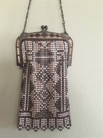 Whiting & Davis mesh purse from the 20's (?) in near perfect antique condition
