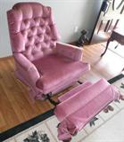 Description:: Rose colored rocker/reclining chair with attached cushion. A flower designed fitted cover is also included.
Condition:: Used with some wear on the arm rests.
Size/weight:: Approx.40x32x37in. HWD
Shipping:: NO SHIPPING!!!