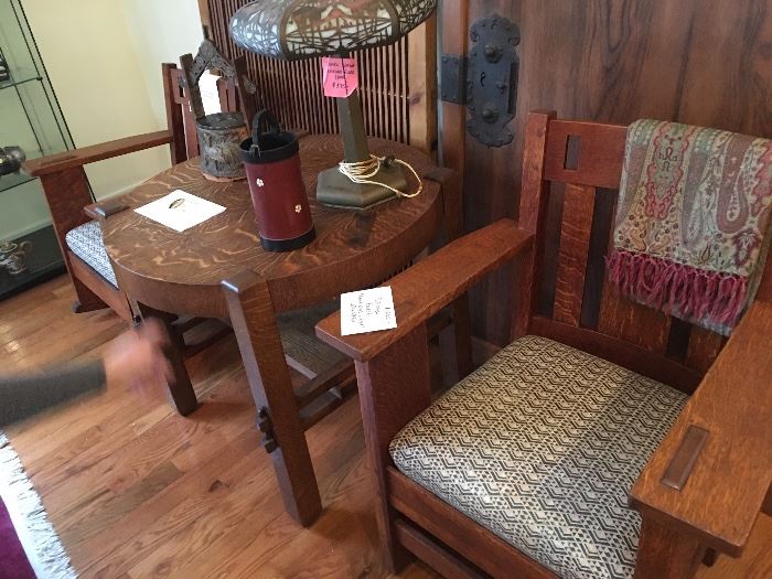 STICKLEY MISSION CHAIRS AND TABLE, STUNING SLAG GLASS LAMP WITH CAMEL MOTIF