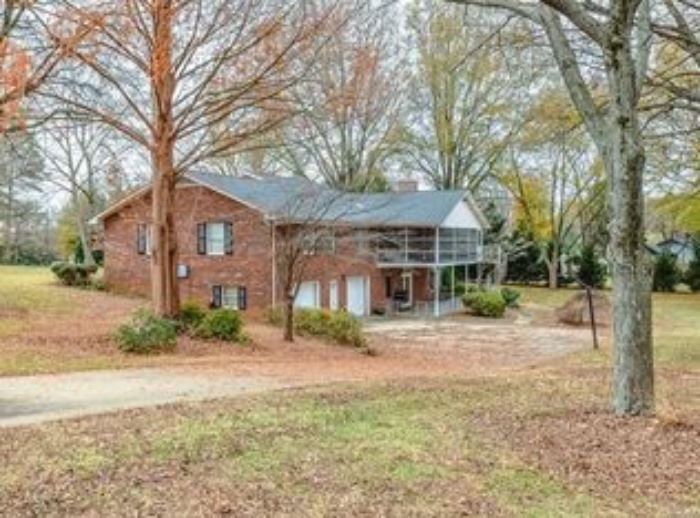 Lakefront Demolition Sale in Mooresville, NC starts on 5/4/2017