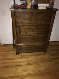VINTAGE WOODEN AND METAL CHEST OF DRAWERS