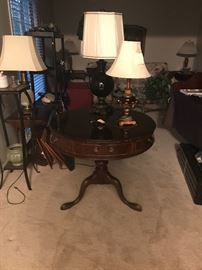 VINTAGE LARGE DRUM TABLE CHIPPENDALE STYLE