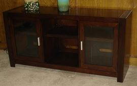 Media console