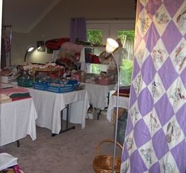 State birds Quilt, linens, lace, yarn, yardage, OH MY!