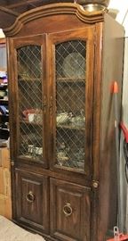 70's china cabinet
