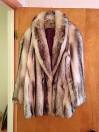 #53 size large 10 fawk fur $75