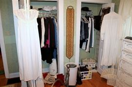 Women's clothing - sz. M-XL 10-12, shoes 7.5-8