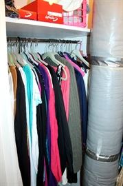 Women's clothing - sz. M-XL 10-12, shoes 7.5-8