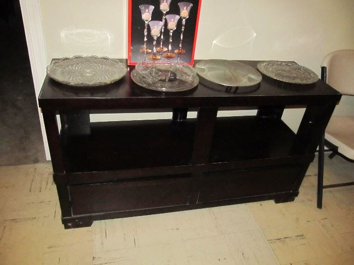beautiful solid wood tv table / entertainment center Saturdays price $100