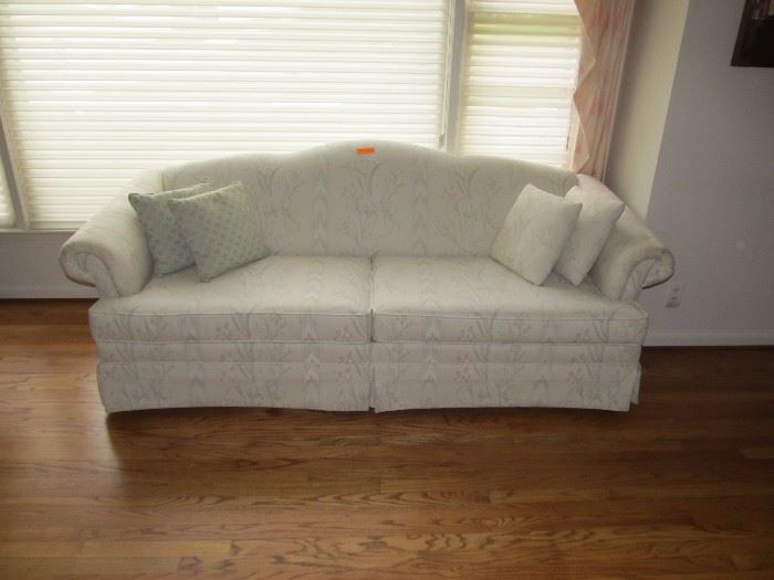 beautiful sofa - $200