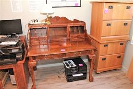 Desk, File Cabinets, Computer, Stereo