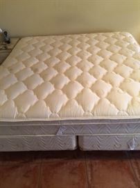 King mattress/box spring