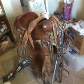 Big Horn Leather Horse Saddle
