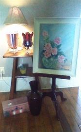 Many lovely vases and framed art