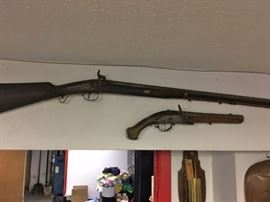 Vintage Gun and Rifle