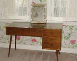 60's Mod Writing Table