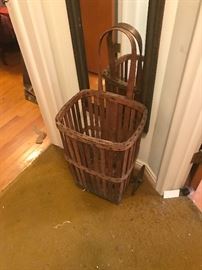 REALLY COOL BENT WOOD WILLOW VICTORIAN SHOPPING CART
