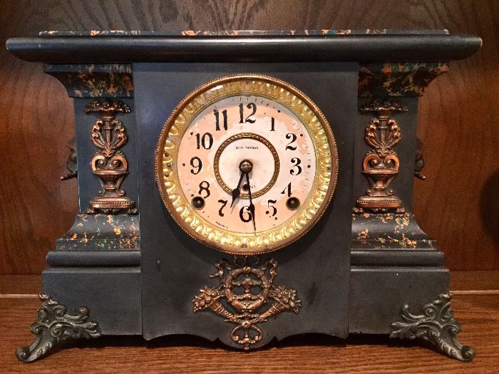Early 1900's Seth Thomas mantle clock with key. Works! 