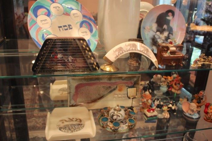 Decorative Items and Judaica 