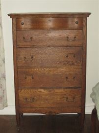 Oak Tall Chest / Dresser has an attached mirror