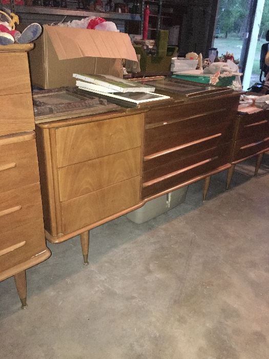 Three piece mid century modern bedroom suite from United Furniture