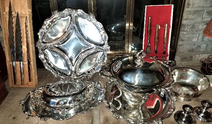 Many nice pieces silver plate