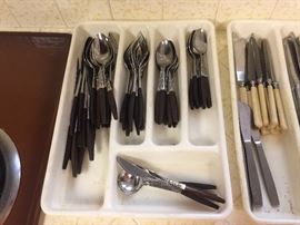 Interpur Flatware Set