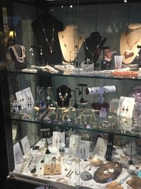 Too much jewelry to photograph individually, tons of gold and silver pieces!!