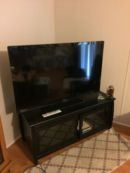50" Tv and media stand
