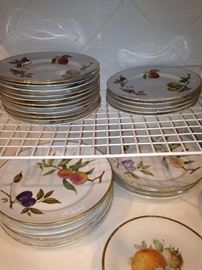 German fruit plates with gold rim