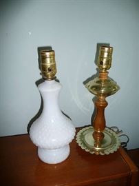 2 SMALL LAMPS