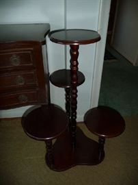 WOOD PLANT STAND