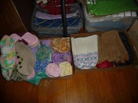 SCARVES, HATS, GLOVES