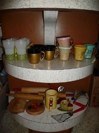 VINTAGE PLASTIC CUPS/MUGS, BAKING UTENSILS