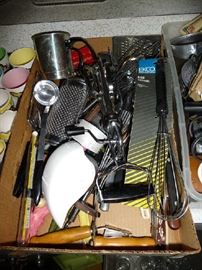 KITCHEN UTENSILS