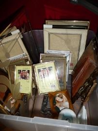 PICTURE FRAMES