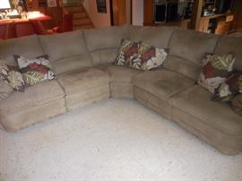 Lane Furniture Sectional, Micro Fiber. 2 yrs old