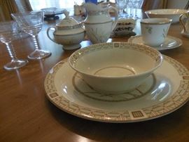 Royal Doulton 4 Piece Place Setting. White Nile