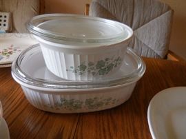 Corning Ware, Ivy With Lids