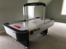 Air-Hockey table