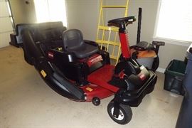 Toro TimeCutter SW 4200 lawn mower with bag attachment