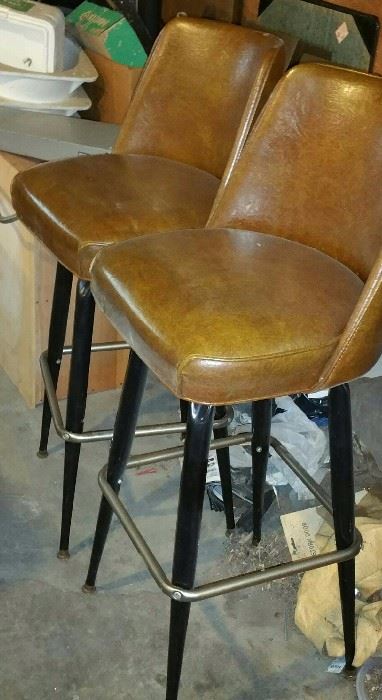 2 vintage bar stools